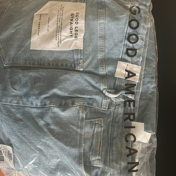 Good American Good Legs Straight jeans - Picture 3 of 4